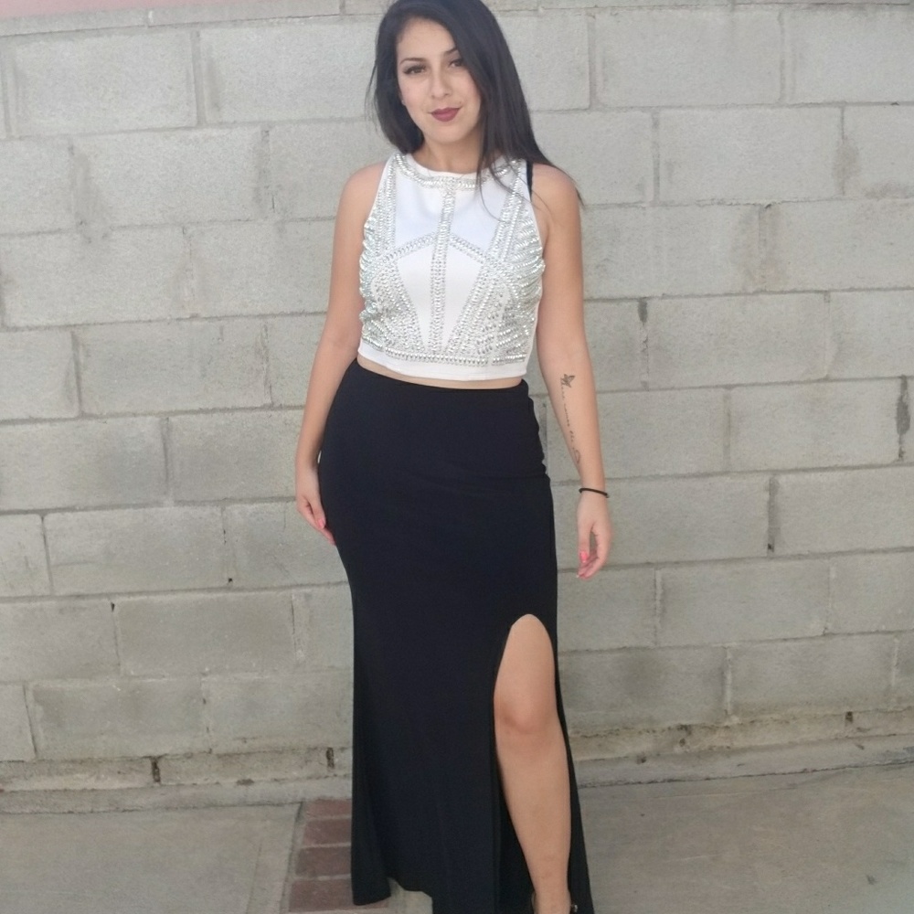 Windsor 2 piece black and white gown